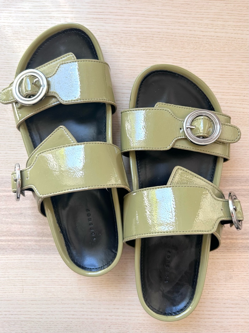 Topshop LIKE NEW Olive Green Patent Double-Strap Flatform Slide Sandals Size 38